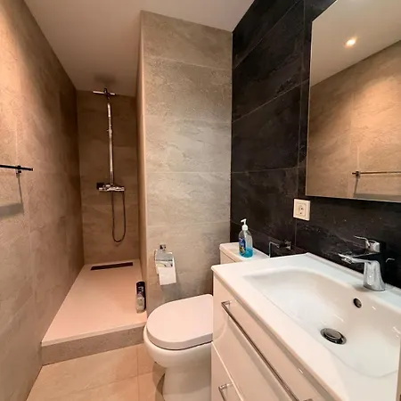 Marina View Escape - 2 Bedrooms Marbella