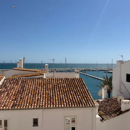 Marina View Escape - 2 Bedrooms Marbella