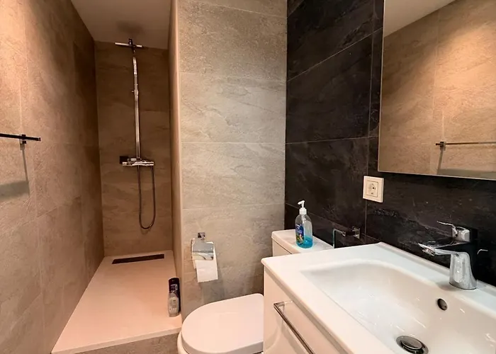 Marina View Escape - 2 Bedrooms Marbella